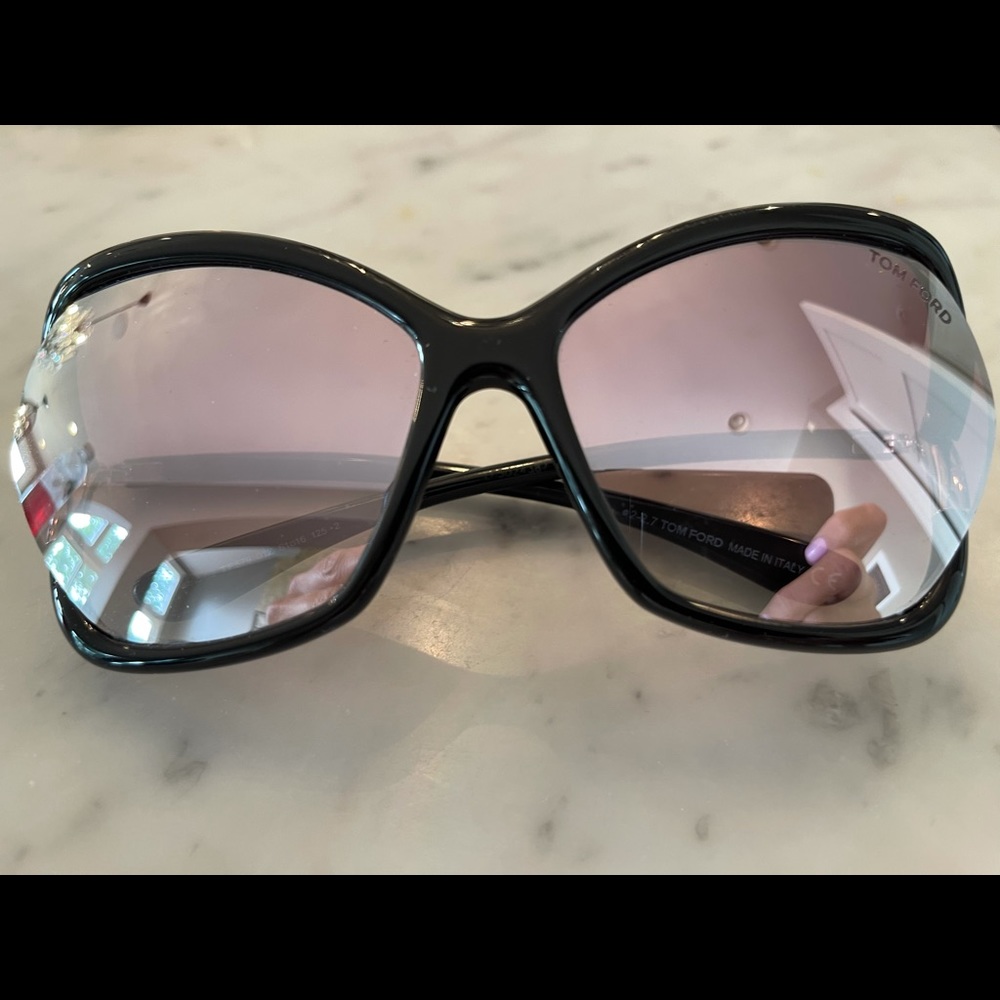 Tom Ford sunglasses, tortoise with pink lens